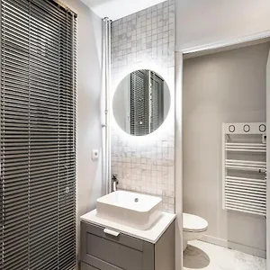 127 St Dom - Emplacement Parfait - 7eme , Paris France